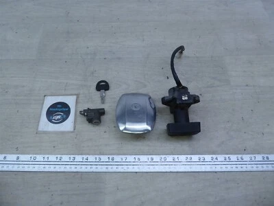 Suzuki GS1000 E S20491 1978) interruptor de encendido tapa de gas juego de bloqueo con llave  Foto 1 de 4