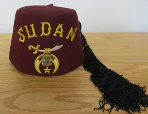Vintage Masonic Fez Shriners Hat 7 1/2 with Tassel Sudan - Picture 1 of 8