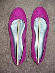 Merona 'Madge' Fuchsia Ballet Flat 7 & 7.5 (M) 2 DIFFERENT SIZES / 1 Pair - Picture 1 of 8