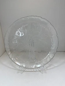 1990s Arcoroc Canterbury Glass Dinner Plate - Vintage Floral Elegance - Picture 1 of 6