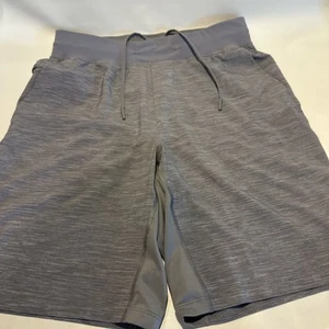Lululemon Herren Shorts Größe Large ohne Futter hellgrau sportlich 9" Medium #4 - Bild 1 von 14