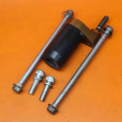 2009-2017 YAMAHA FZ6R OEM ENGINE MOUNTING BOLTS HARDWARE MOTOR SCREWS - Image 1 of 4