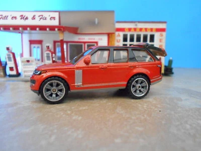 2018 Range Rover Vogue SE  - 1/64 Scale Limited Edition See Photos Below - Image 1 of 4