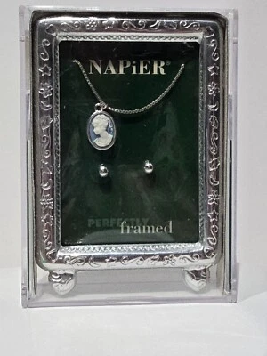 Collar camafeo Napier "perfectamente enmarcado"/pendientes de bola de plata/marco de plata NUEVO Foto 1 de 4