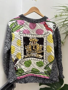 Jersey Moschino Genuino Barato y Elegante Lana Virgen Talla UK 8 EN MUY BUENA CONDICIÓN - Imagen 1 de 4