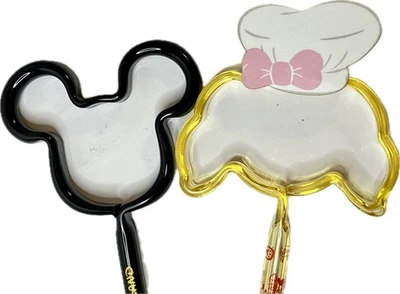 Canetas lembrança Hong Kong Disneyland Mickey Mouse & Duffy Cookie Ann *veja descrição. - Imagem 1 de 4