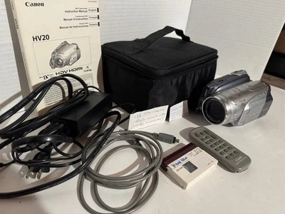 Canon HV20  Mini DV High Definition Camcorder, 1080i Video Camera, Bundle Bag - Image 1 of 4