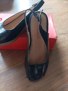 Heavenly Feet Blue Patent Leather Wedge Heeled Sandals Size 40 Islington 2 - Picture 1 of 13