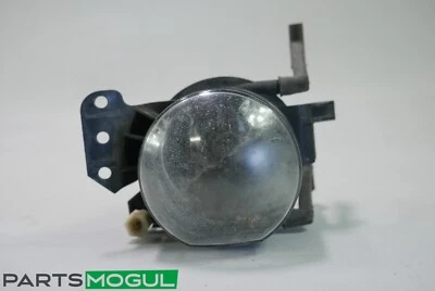 Оригинальная противотуманная фара для правостороннего пассажира BMW 5 серии 2004-2007 годов выпуска 545I 535I 6910792 - Изображение 1 из 4