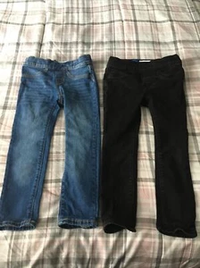 2 Pair Old Navy Kids Skinny Pullon Jeans XS (5) Black & Blue - Picture 1 of 5