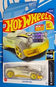 Hot Wheels New For 2022 Factory Set X-Raycers #218 Lightnin' Bug GLOW White - Picture 1 of 2