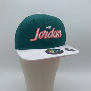 AIR JORDAN PRO SCRIPT YOUTH BASEBALL SNAPBACK CAP YOUTH MYSTIC GREEN 9A0215-E85 - Picture 1 of 7