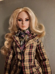Fashion Royalty OLD IS NEW GISELLE DIEFENDORF The Nu Face Collection JRFB - Foto 1 di 4