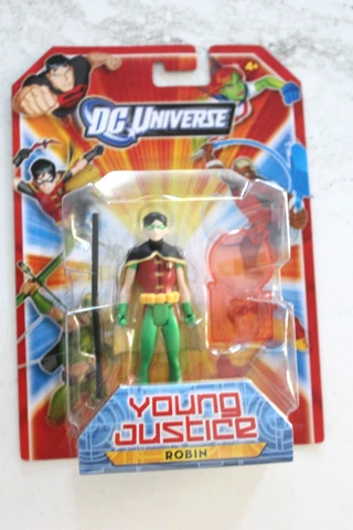 2011 Young Justice ROBIN DC Universe MOC Sealed RARE Final Wave 4 Mattel fresh Cover
