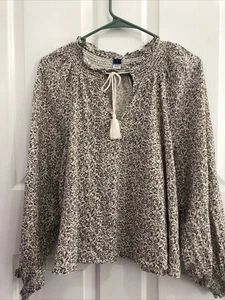 womens Old Navy size S tassled v-neck balloon sleeve smocked trim top - Picture 1 of 14