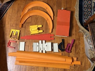 1968 Mattel HOT WHEELS Super-Charger Sprint set TRACK PARTS untested AS IS - Image 1 of 4