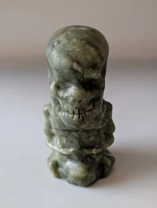 Vintage Jade Crystal Skull Totem 3.5" Tall (S2) - Foto 1 di 6