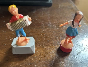 Magnet Tanzpuppe Deutscher Zauber-Musikant Retro-Klassiker - Bild 1 von 5