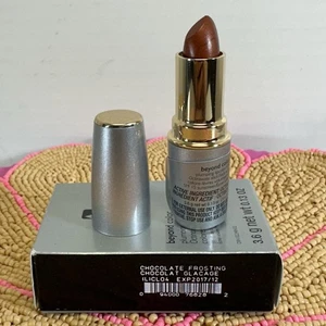 Lotto di 2 Lipcolor Avon Beyond Color Plumping. "Uptown Pink". Nuovo Con Scatola - Foto 1 di 6