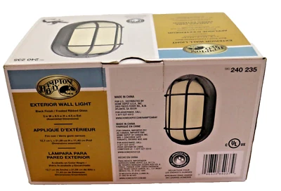 Hampton Bay 8 pulgadas Lámpara de pared negra para exteriores # 240 235 en caja Foto 1 de 4