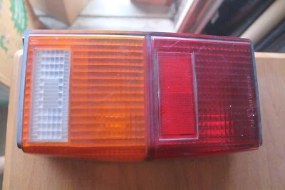 Luz trasera derecha Jeep Cherokee 1984-1996 OEM Foto 1 de 4
