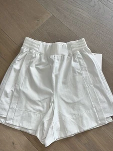 Lululemon Stretch Woven Relaxed Fit HR shorts 4” NWT New Size XXS Bone White - Picture 1 of 3