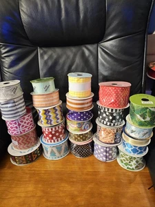 25 Spool NEW Christmas Ribbon Lot #1 Wired Plaid Sheer Red Green Multicolor Bulk - Picture 1 of 7