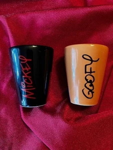2 - Walt Disney - Mickey & Goofey Schnaps-/Zahnstochergläser - Top Zustand - Bild 1 von 3