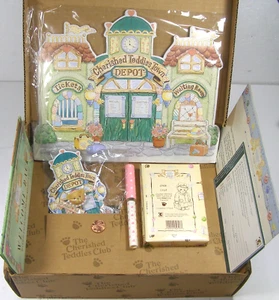 Enesco Cherished Teddies Club Figurine & Pin Set #CT103 Lloyd 1997 - Picture 1 of 6