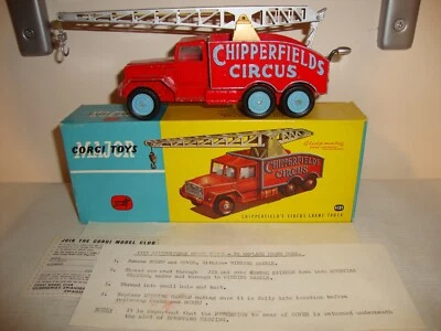 CORGI TOYS 1121 CHIPPERFIELD'S CIRCUS CRANE TRUCK - VERY GOOD in original BOX - Image 1 of 4