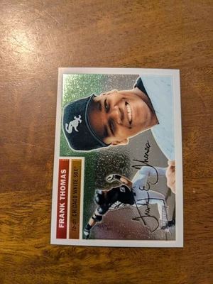 2005 Topps Heritage #THC30 Frank Thomas Chrome #/1956 - Image 1 of 2