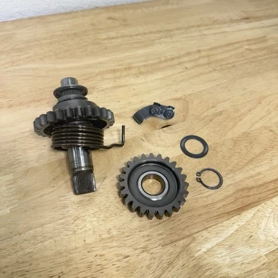 2001 Yamaha YZ250 YZ 250 Kickstart Shaft Assembly OEM #28 - Image 1 of 4