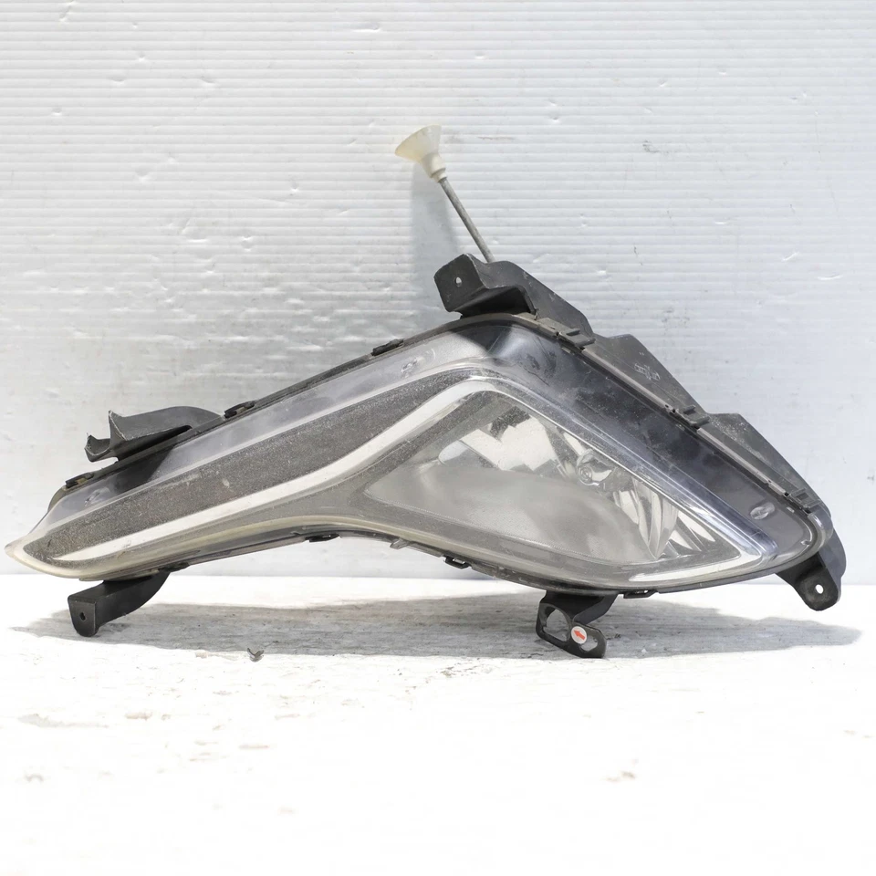 2014-2015 Hyundai Elantra Base Right Side T/Signal Parking Lamp OEM 92202-3X - Image 1 of 4