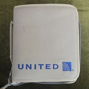 United Airlines~~~ Flight Attendant Inflight Manual Cover~~~EXCELLENT🐇 - Picture 1 of 6