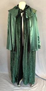 2 Pc Green/Black Velvet Reversible Cape/Capelet #12 Costume Cosplay Renaissance - Picture 1 of 8