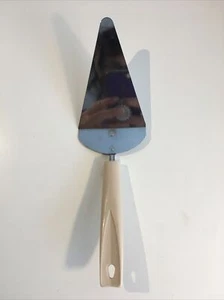VTG Pie Server BEIGE CELLULOID HANDLE Kitchen Spatula Utensil - Picture 1 of 5