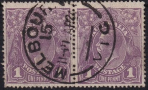 G1277) Australia KGV 1922 Single wmk 1d Violet horizontal pair with varieties ‘W - Picture 1 of 2