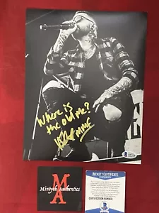 Foto firmada de Matty Mullins 8X10 Memphis May Fire Beckett rehecha en la miseria - Imagen 1 de 4