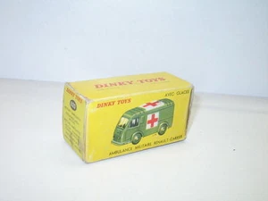 N23, Renault Carrier II Ambulance Box, Ref. 820 Dinky Toys Military Repro - Picture 1 of 1