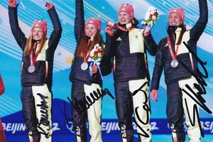 OLYMPIA 2022: ALEMANIA compl. Autógrafo original CARL, KREHL... ESQUÍ PLATA - Imagen 1 de 1