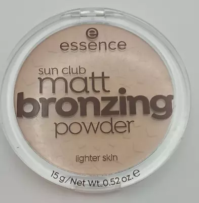 Essence Sun Club Matt Bronzing Powder Lighter Skin 01 NATURAL - Image 1 of 2