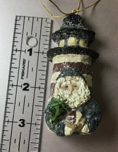 Belsnickle Special Limited Edition Leuchtturm Ornament signiert vom Künstler Enesco - Bild 1 von 3