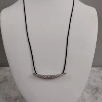 现代施华洛世奇天鹅马克新月水晶水钻项链 — 第 1/4 张图片