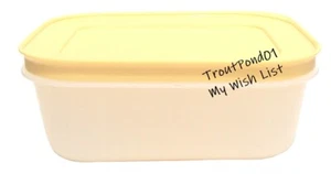Tupperware Freezer Mates Plus Small Snowflake 1 3/4 c Container Yellow Seal Lid - Picture 1 of 3