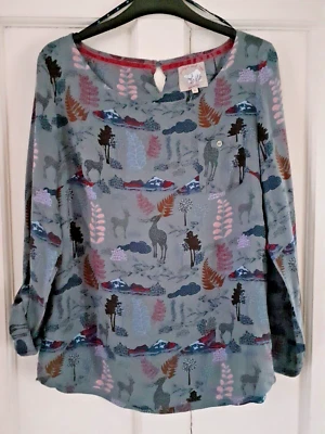 Mantaray Deer/Tree Print Top With 3/4 Length Sleeves. Size 8 - Image 1 of 3