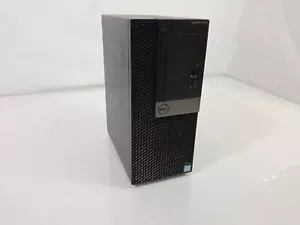 Dell OptiPlex 7050 Tower Desktop i5 7. generacji 16 GB RAM 250GB NVMe Windows 10 Pro - Zdjęcie 1 z 6
