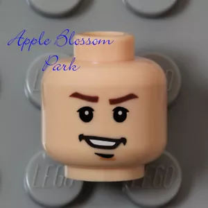 LEGO Light CARNE MASCHIO MINIFIG HEAD Indiana Jones ragazzo denti bianchi mutt sorriso sorriso - Foto 1 di 3