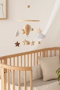 Baby Room Nursery Mobile, Balloon Ride Design, Nordic-Style, Newborn Gift Idea - Picture 1 of 5