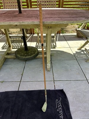 Peerless Nokorode 5 Mashie Hickory 木杆右手高尔夫球杆-就绪 — 第 1/4 张图片