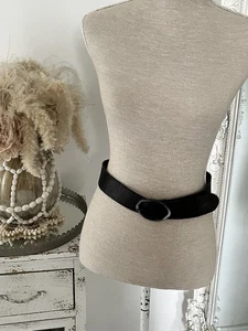 Levi’s Ladies Black Leather Belt - Picture 1 of 14